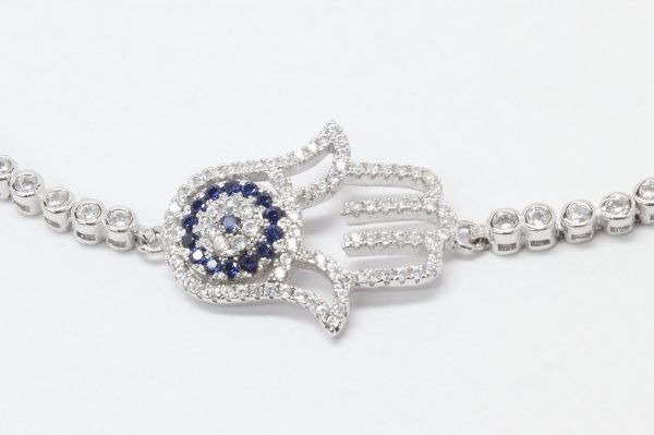 Pulsera de plata extensible con manito con cubic blanco y azules y una hilera de cubic a los lados - Imagen 2